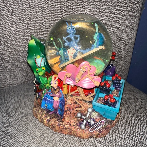 Disney Pixar A Bugs Life Snow Globe Music Box Waterglobe Retired Rare Vintage - Picture 11 of 17